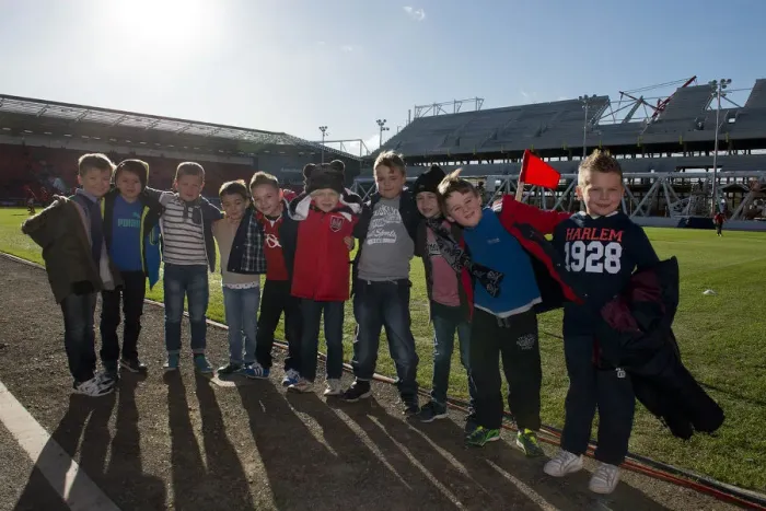 Framed Print : Bristol City vs Hull City: A Football Birthday Bash at Ashton Gate - 21st November 2015