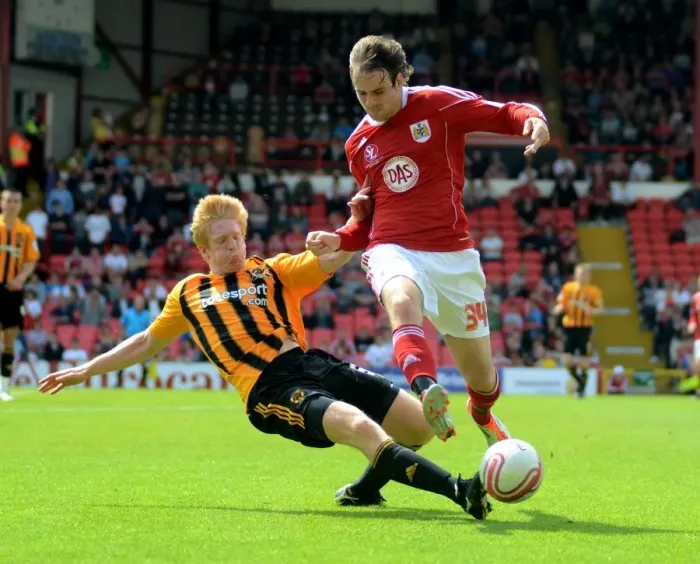 Framed Print : Bristol City vs Hull City: Showdown in Season 10-11 Framed Print : Bristol City vs Hull City: Showdown in Season 10-11