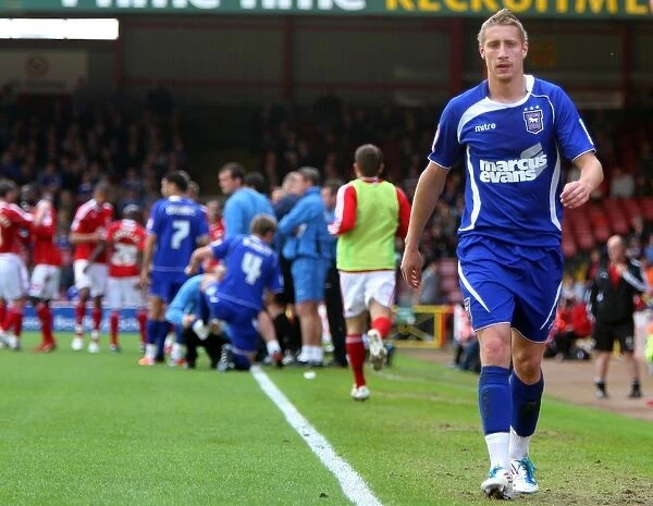Bristol City vs Ipswich Town: 2010-11 Rivalry - A Season of Passion and Competition
