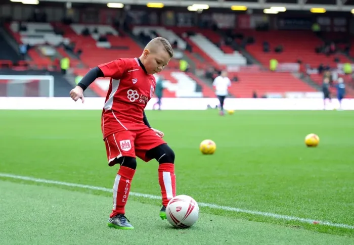 Framed Print : Bristol City vs Ipswich Town Clash in Sky Bet Championship at Ashton Gate - December 2016