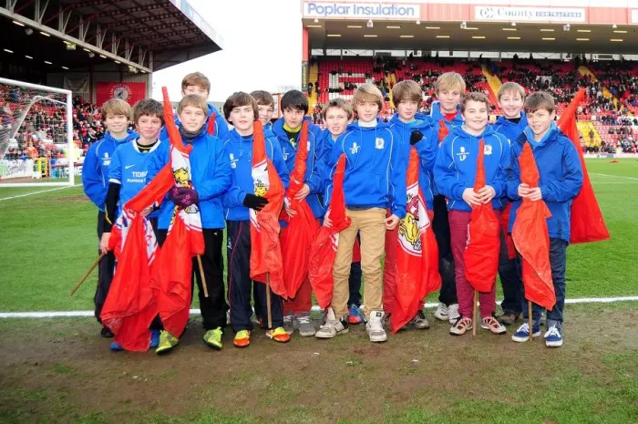 Framed Print : Bristol City vs Ipswich Town: Flagbearers at Ashton Gate, 2013 (Championship) Framed Print : Bristol City vs Ipswich Town: Flagbearers at Ashton Gate, 2013 (Championship)