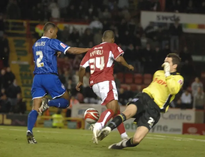 Framed Print : Bristol City vs Ipswich Town: A Football Rivalry from Season 7-8 Framed Print : Bristol City vs Ipswich Town: A Football Rivalry from Season 7-8