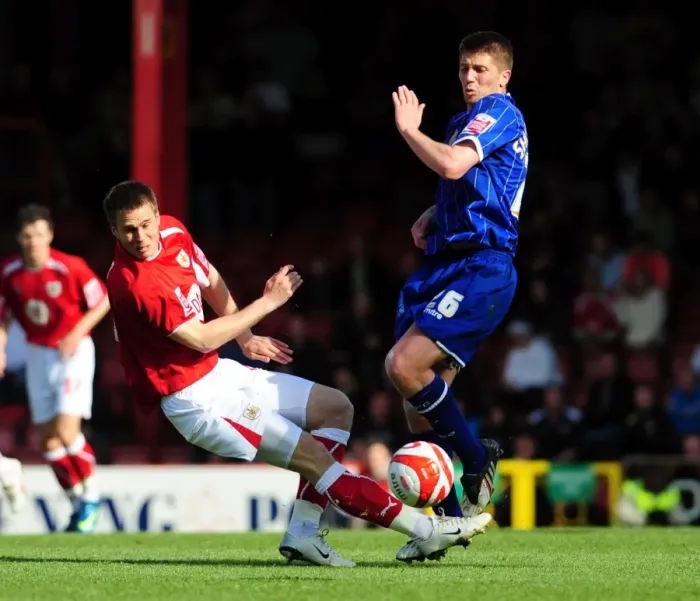 Framed Print : Bristol City vs Ipswich Town: A Football Rivalry Unfolds - 08-09 Season Showdown