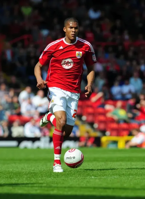 Framed Print : Bristol City vs Ipswich Town: Jordan Spence in Action at Ashton Gate Stadium, Championship Match, 16th April 2011 Framed Print : Bristol City vs Ipswich Town: Jordan Spence in Action at Ashton Gate Stadium, Championship Match, 16th April 2011