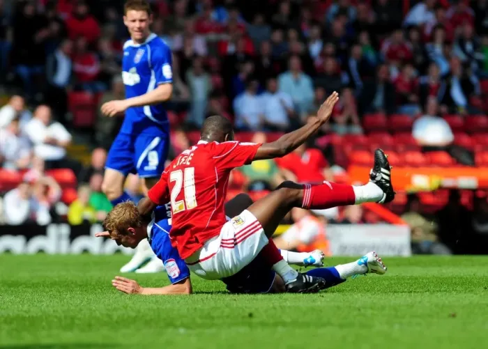 Framed Print : Bristol City vs. Ipswich Town: Lee Martin's Red Card for Foul on Kalifa Cisse (Championship, 16th April 2011) Framed Print : Bristol City vs. Ipswich Town: Lee Martin's Red Card for Foul on Kalifa Cisse (Championship, 16th April 2011)