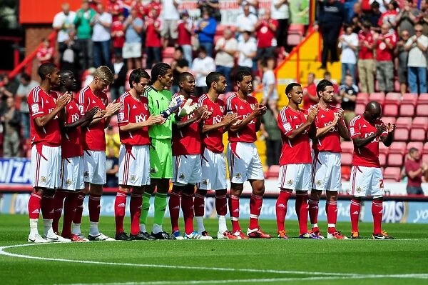 Bristol City vs Ipswich Town: A Moment of Respect (06.08.2011, Championship)