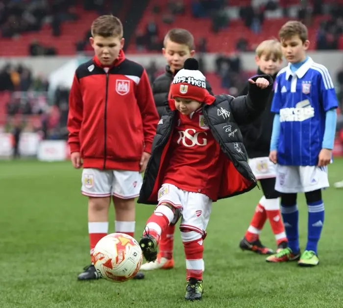 Framed Print : Bristol City vs Ipswich Town: Sky Bet Championship Clash at Ashton Gate Stadium, 13 February 2016