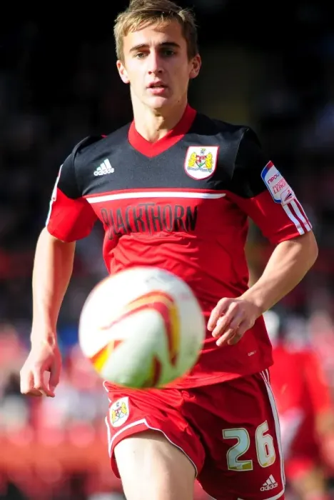 Framed Print : Bristol City vs Leeds United: Joe Bryan in Action at Ashton Gate, Championship Football Match, September 2012 Framed Print : Bristol City vs Leeds United: Joe Bryan in Action at Ashton Gate, Championship Football Match, September 2012