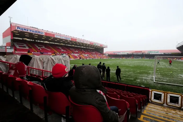 Framed Print : Bristol City vs Leeds United: A Season 11-12 Showdown