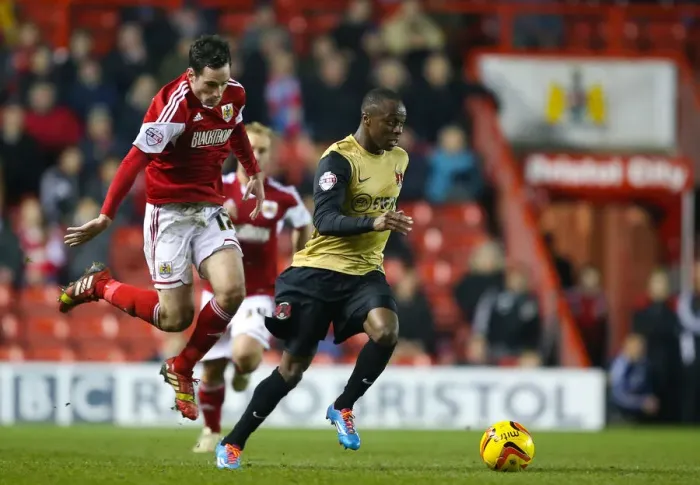 Framed Print : Bristol City vs Leyton Orient: Clash between Cunningham and Odubajo Framed Print : Bristol City vs Leyton Orient: Clash between Cunningham and Odubajo
