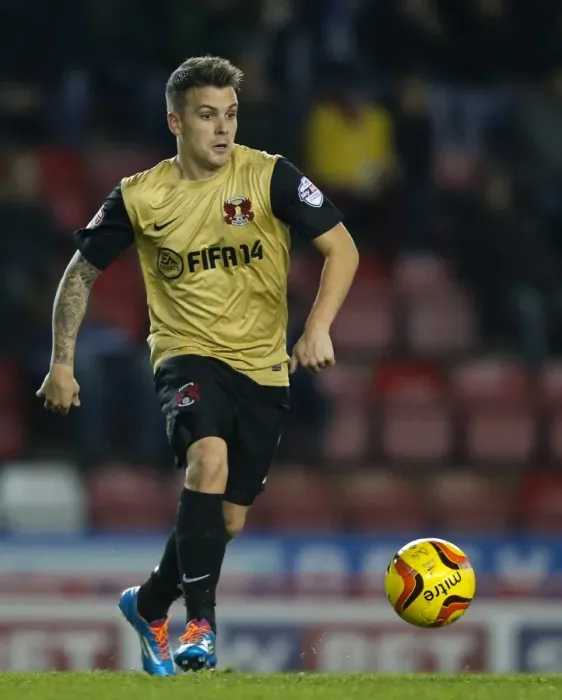 Framed Print : Bristol City vs Leyton Orient: Dean Cox in Action at Ashton Gate, November 2013 (Sky Bet League One)