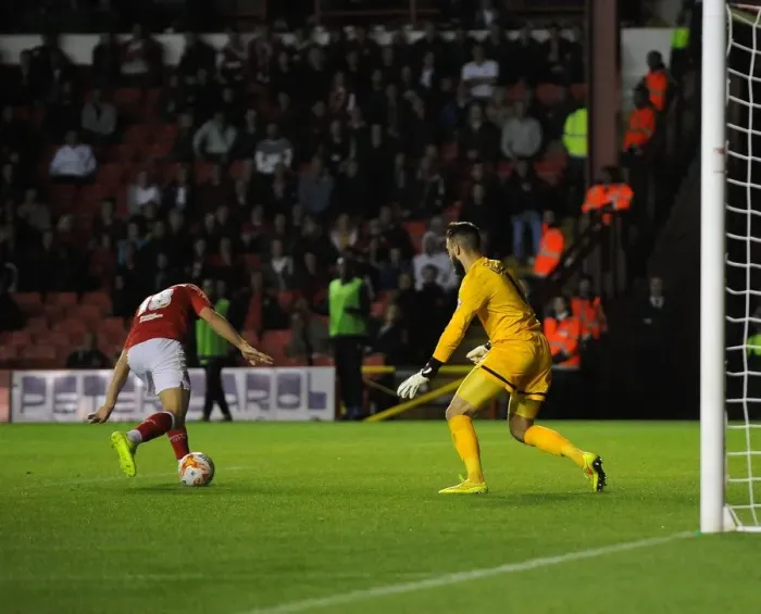 Framed Print : Bristol City vs Leyton Orient: Wilbraham Misses Opportunity as Legzdins Passes