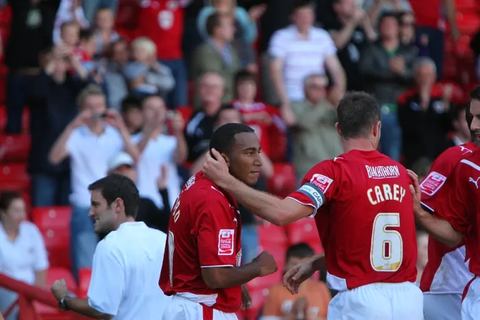 Framed Print : Bristol City vs Middlesbrough: A Football Rivalry Unfolds - 09-10 Season Showdown