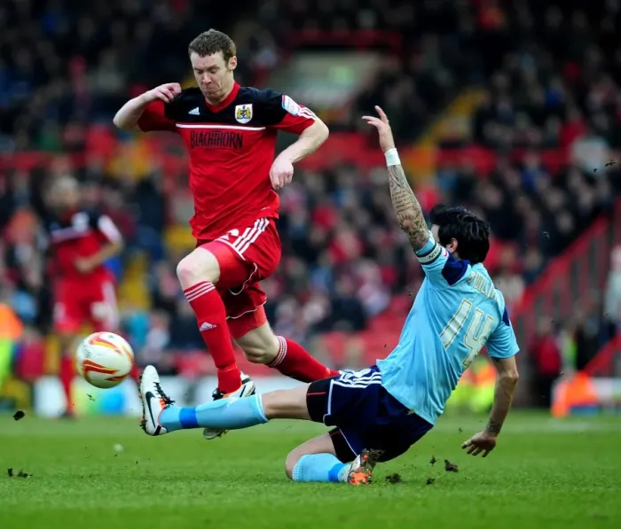 Framed Print : Bristol City vs Middlesbrough: Pearson vs Williams Clash in Npower Championship Match Framed Print : Bristol City vs Middlesbrough: Pearson vs Williams Clash in Npower Championship Match