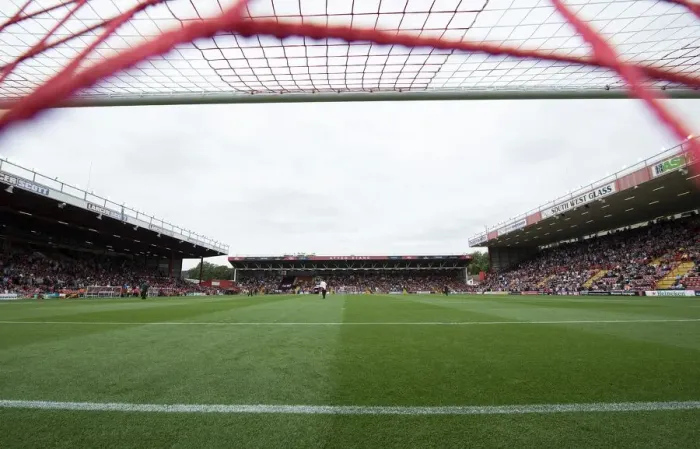 Framed Print : Bristol City vs MK Dons: A Clash in Sky Bet League One at Ashton Gate (September 2014)