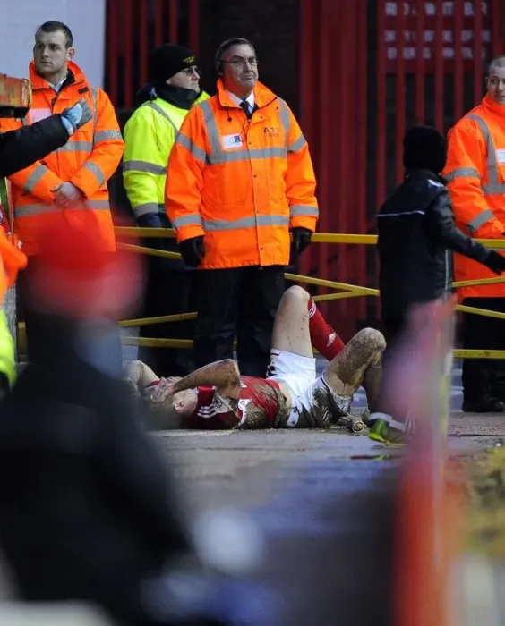 Framed Print : Bristol City vs MK Dons: Dramatic Moment as Scott Wagstaff is Felled on the Pitch Framed Print : Bristol City vs MK Dons: Dramatic Moment as Scott Wagstaff is Felled on the Pitch