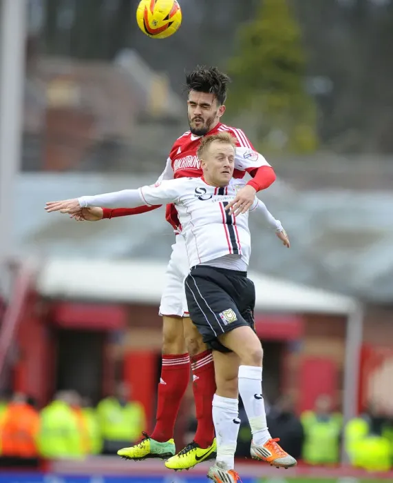 Framed Print : Bristol City vs MK Dons: Marlon Pack vs Ben Reeves in Aerial Battle at Ashton Gate Framed Print : Bristol City vs MK Dons: Marlon Pack vs Ben Reeves in Aerial Battle at Ashton Gate