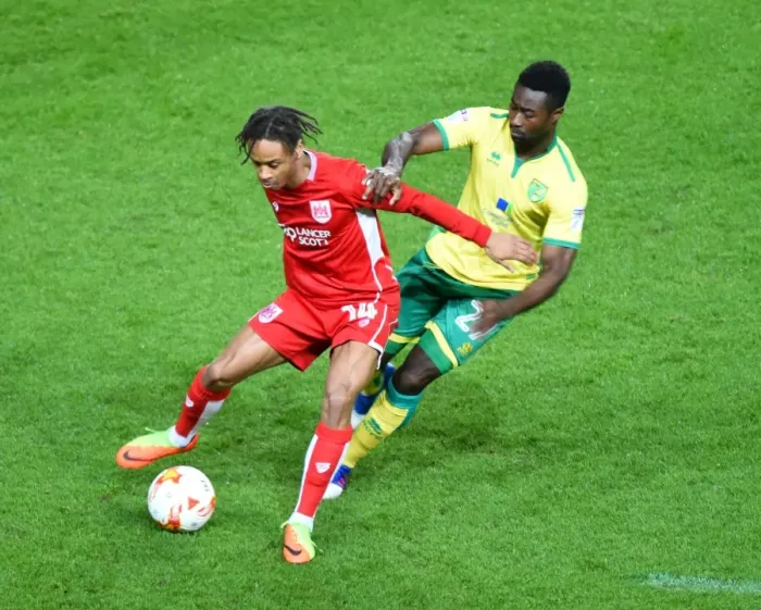 Framed Print : Bristol City vs Norwich City: Bobby Reid Faces Off Against Alexander Tettey Framed Print : Bristol City vs Norwich City: Bobby Reid Faces Off Against Alexander Tettey