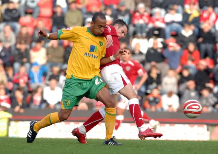 Framed Print : Bristol City vs Norwich City: A Football Rivalry - Season 08-09
