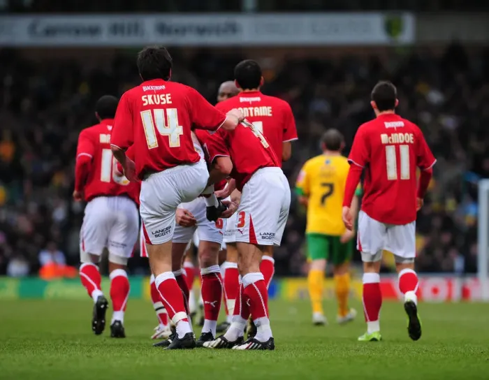 Framed Print : Bristol City vs. Norwich City: A Football Rivalry - Season 08-09 Framed Print : Bristol City vs. Norwich City: A Football Rivalry - Season 08-09