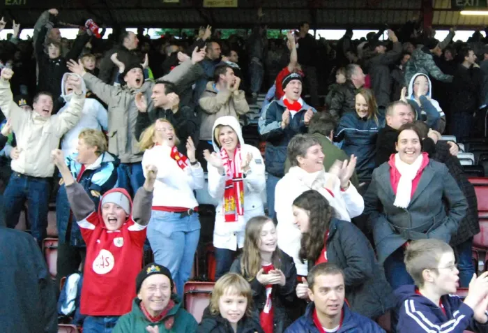 Framed Print : Bristol City vs. Nottingham Forest: A Football Rivalry - Season 08-09