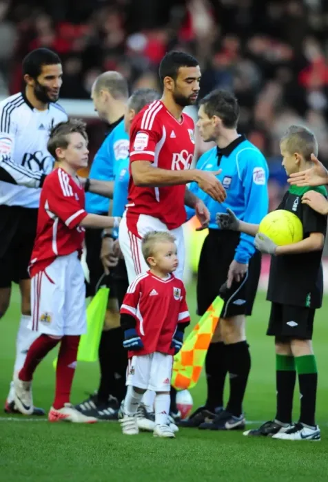 Framed Print : Bristol City vs. Nottingham Forest: A Football Rivalry - Season 11-12 Framed Print : Bristol City vs. Nottingham Forest: A Football Rivalry - Season 11-12