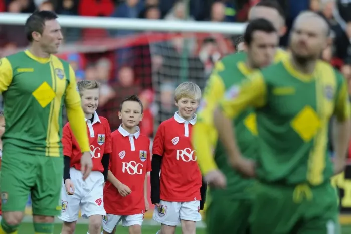 Framed Print : Bristol City vs Notts County Rivalry: A Clash at Ashton Gate, January 2015 - Football in Full Swing