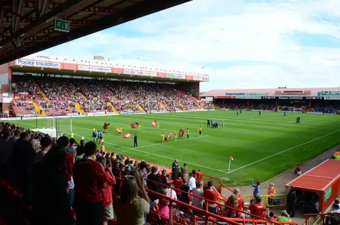 Framed Print : Bristol City vs Portsmouth: A Football Rivalry - Season 11-12