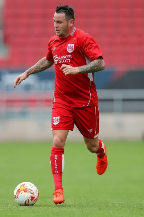 Framed Print : Bristol City vs Portsmouth: Lee Tomlin in Action at Ashton Gate Stadium (Pre-Season Friendly, 2016)