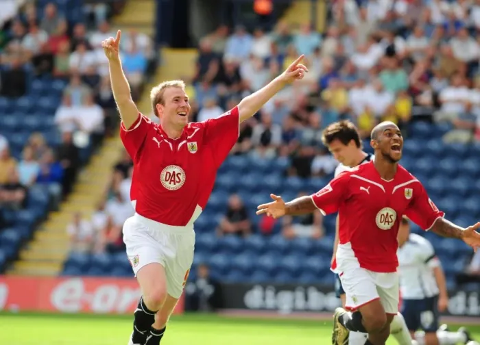 Framed Print : Bristol City vs. Preston North End: The Football Showdown - Season 09-10