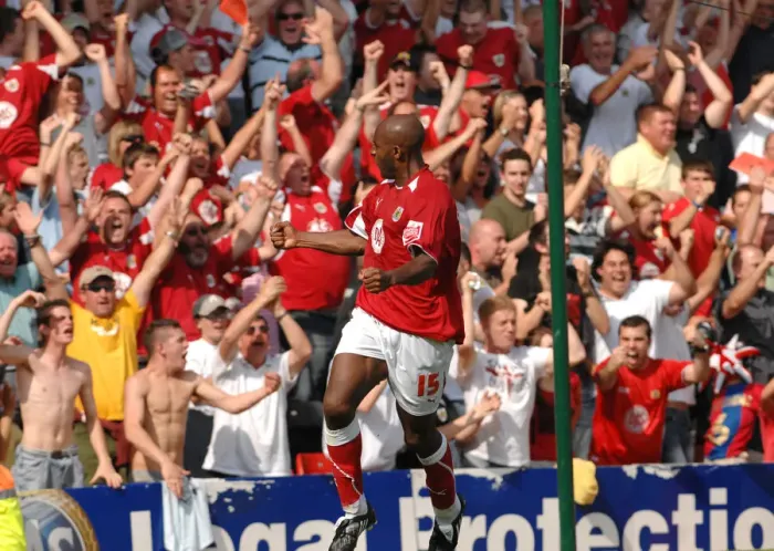 Framed Print : Bristol City vs QPR: A Clash from the 08-09 Season Framed Print : Bristol City vs QPR: A Clash from the 08-09 Season