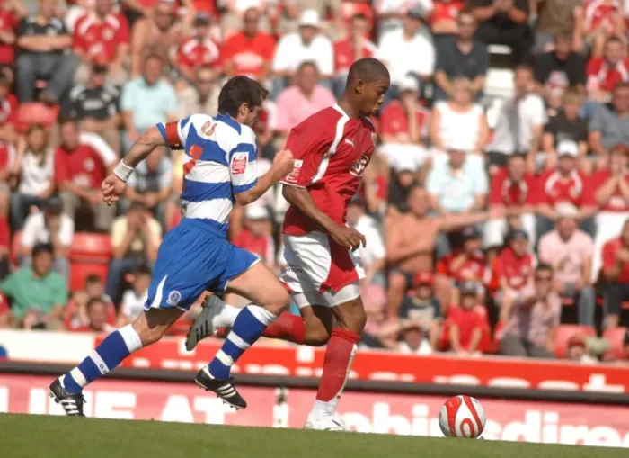 Framed Print : Bristol City vs QPR: Marvin Elliott in Action Framed Print : Bristol City vs QPR: Marvin Elliott in Action