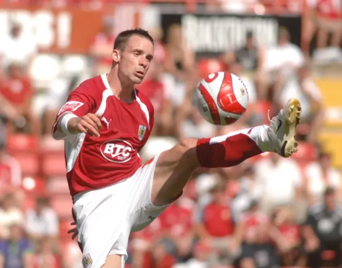 Framed Print : Bristol City vs. QPR: McIndoe in Action Framed Print : Bristol City vs. QPR: McIndoe in Action