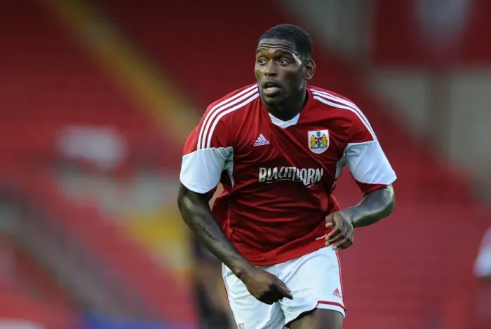 Framed Print : Bristol City vs Reading: Jay Emmanuel-Thomas in Action Framed Print : Bristol City vs Reading: Jay Emmanuel-Thomas in Action