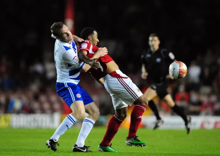 Framed Print : Bristol City vs. Reading: Nicky Maynard vs. Alex Pearce Battle in Championship Match, September 2011 Framed Print : Bristol City vs. Reading: Nicky Maynard vs. Alex Pearce Battle in Championship Match, September 2011