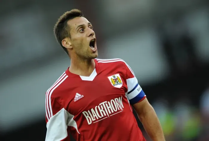 Framed Print : Bristol City vs Reading: A Thrilling July 2013 Encounter