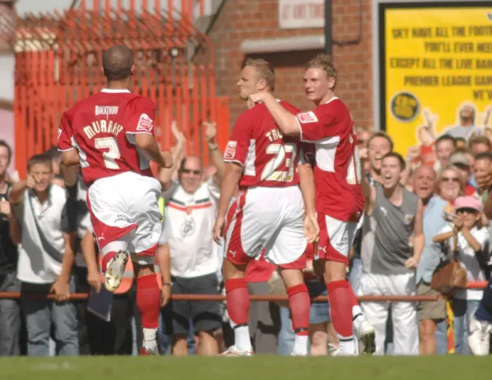 Framed Print : Bristol City vs Scunthorpe Utd: Lee Trundle in Action