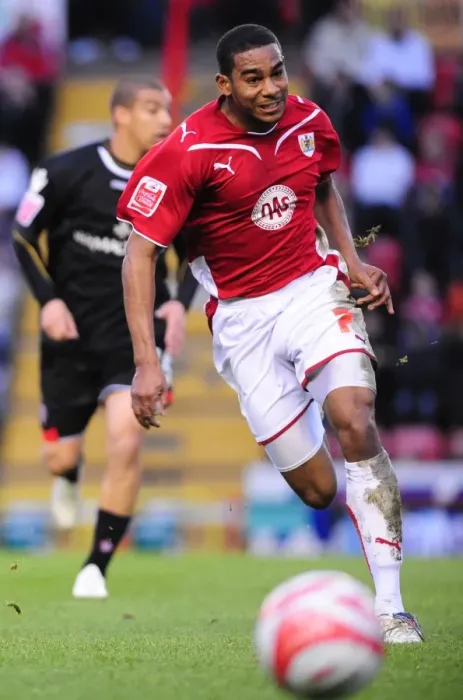 Framed Print : Bristol City vs Sheffield United: A Football Showdown - Season 09-10