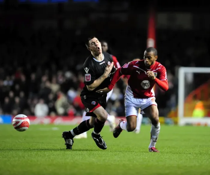 Framed Print : Bristol City vs Sheffield United: A Football Showdown - Season 09-10 Framed Print : Bristol City vs Sheffield United: A Football Showdown - Season 09-10