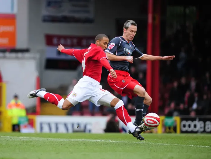 Framed Print : Bristol City vs Southampton: A Football Rivalry - 08-09 Season Framed Print : Bristol City vs Southampton: A Football Rivalry - 08-09 Season