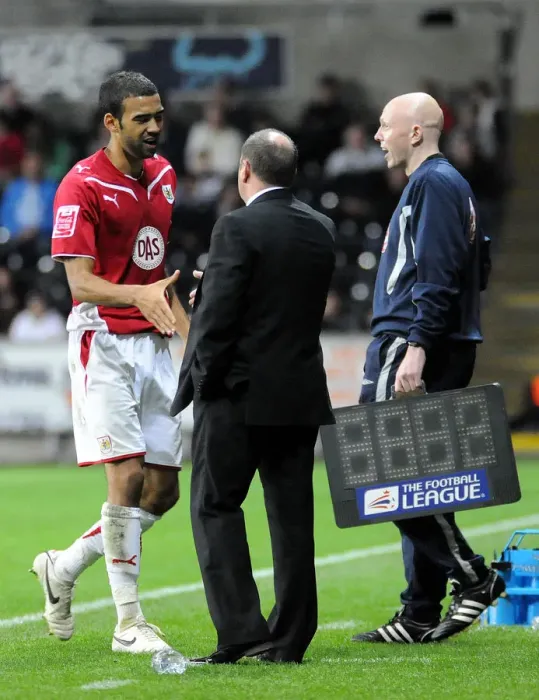 Framed Print : Bristol City vs. Swansea City: A Football Rivalry - Season 09-10