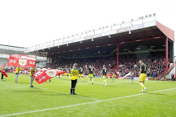 Bristol City vs Walsall Rivalry: A Sky Bet League One Showdown at Ashton Gate, May 2015 - The Exciting Clash Between Two Football Giants