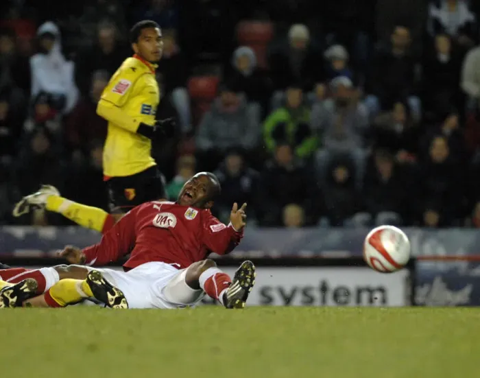 Framed Print : Bristol City vs Watford: A Clash from the 08-09 Season Framed Print : Bristol City vs Watford: A Clash from the 08-09 Season