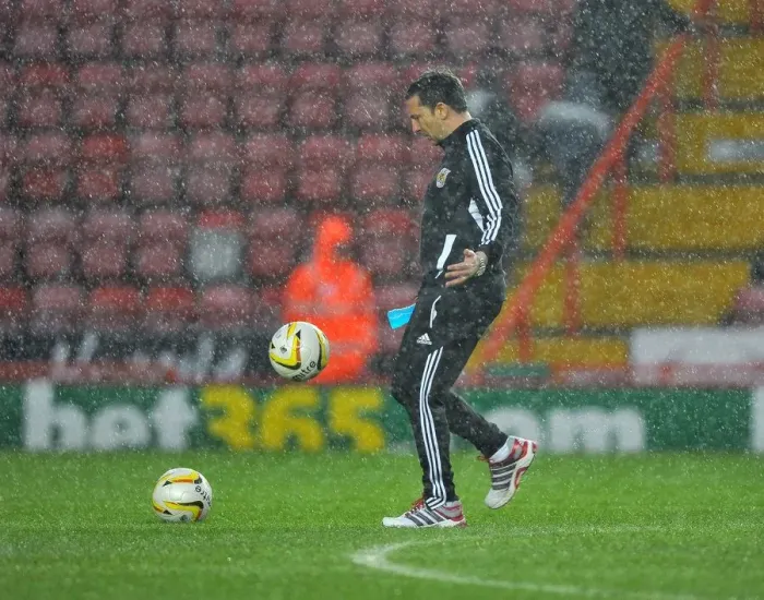 Framed Print : Bristol City vs. Watford: Match Abandoned Due to Pitch Conditions (December 26, 2012) Framed Print : Bristol City vs. Watford: Match Abandoned Due to Pitch Conditions (December 26, 2012)