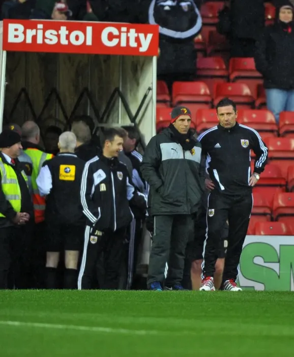 Framed Print : Bristol City vs. Watford: McInnes and Zola Discuss Potential Game Postponement (December 2012) Framed Print : Bristol City vs. Watford: McInnes and Zola Discuss Potential Game Postponement (December 2012)