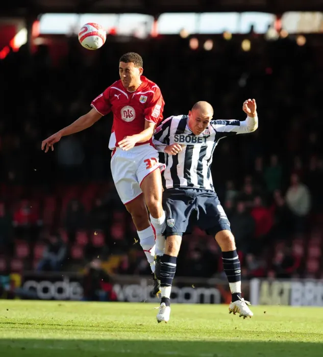 Framed Print : Bristol City vs. West Bromwich Albion: A Football Rivalry - Season 09-10 Framed Print : Bristol City vs. West Bromwich Albion: A Football Rivalry - Season 09-10