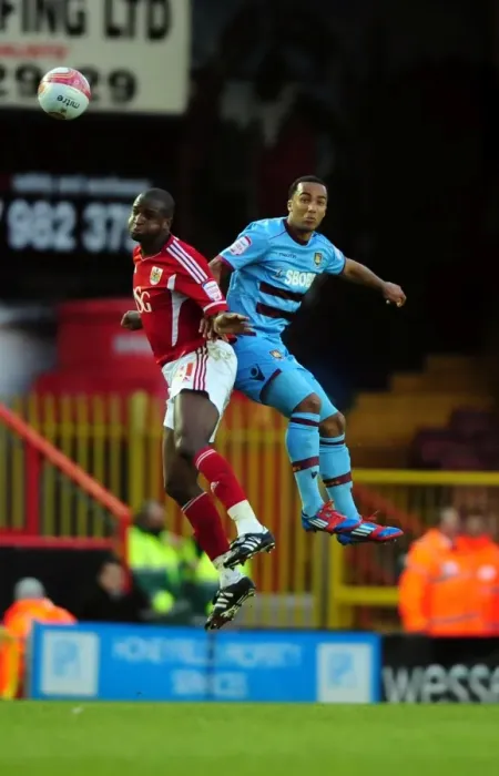Framed Print : Bristol City vs. West Ham: Intense Aerial Battle Between Kalifa Cisse and Nicky Maynard Framed Print : Bristol City vs. West Ham: Intense Aerial Battle Between Kalifa Cisse and Nicky Maynard