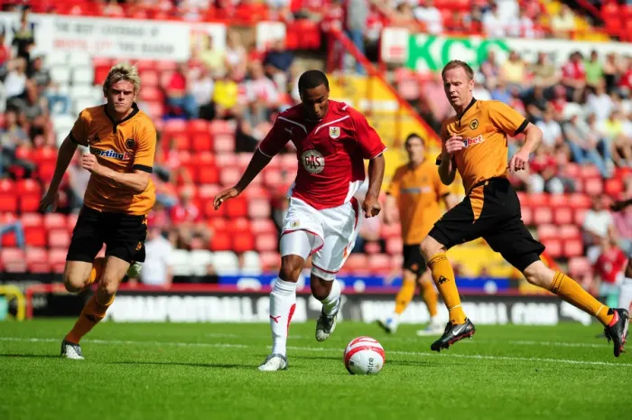 Framed Print : Bristol City vs. Wolverhampton Wanderers: A Glimpse into the 09-10 First Team's Pre-Season Training Framed Print : Bristol City vs. Wolverhampton Wanderers: A Glimpse into the 09-10 First Team's Pre-Season Training