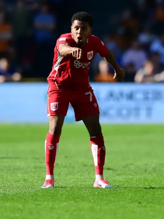 Framed Print : Bristol City vs. Wolverhampton Wanderers: Korey Smith in Action at Ashton Gate, Sky Bet Championship (April 8, 2017) Framed Print : Bristol City vs. Wolverhampton Wanderers: Korey Smith in Action at Ashton Gate, Sky Bet Championship (April 8, 2017)