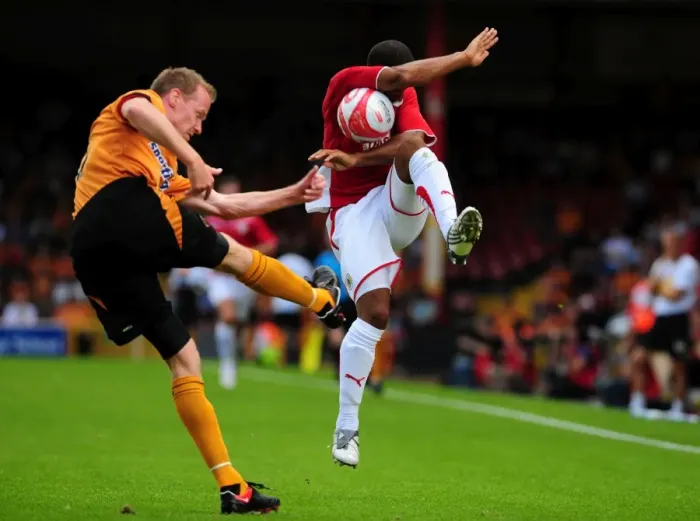 Framed Print : Bristol City vs. Wolverhampton Wanderers: Pre-Season Friendly (09-10) Framed Print : Bristol City vs. Wolverhampton Wanderers: Pre-Season Friendly (09-10)